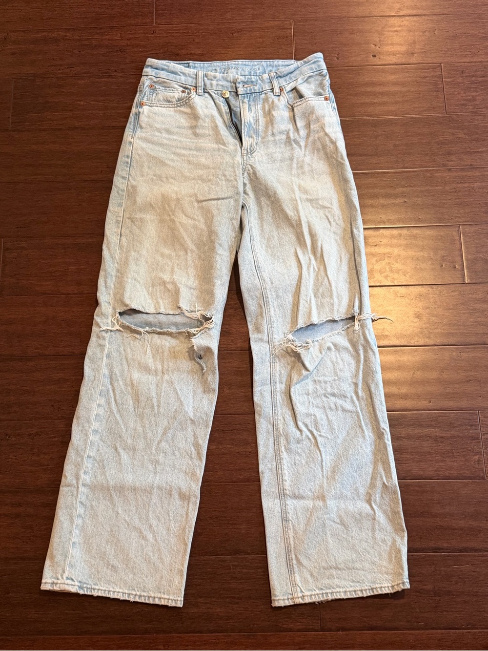 American Eagle Light Blue Distressed Straight Jeans